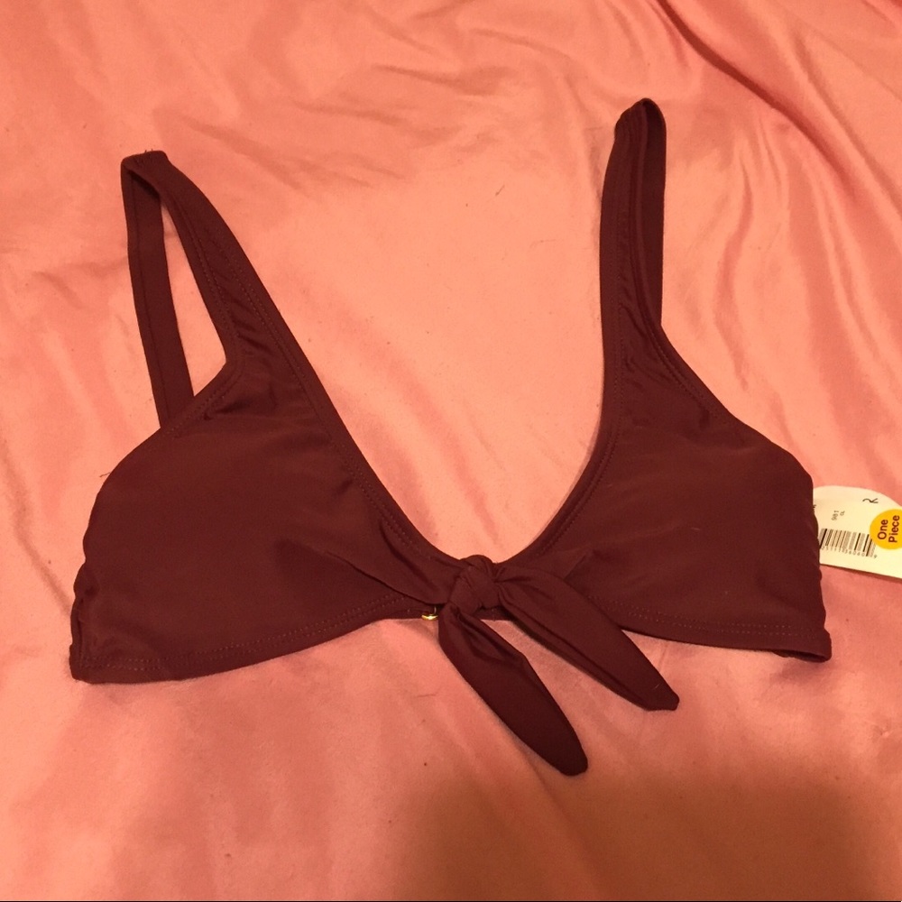 SOLD! NWT Bikini 👙 Top